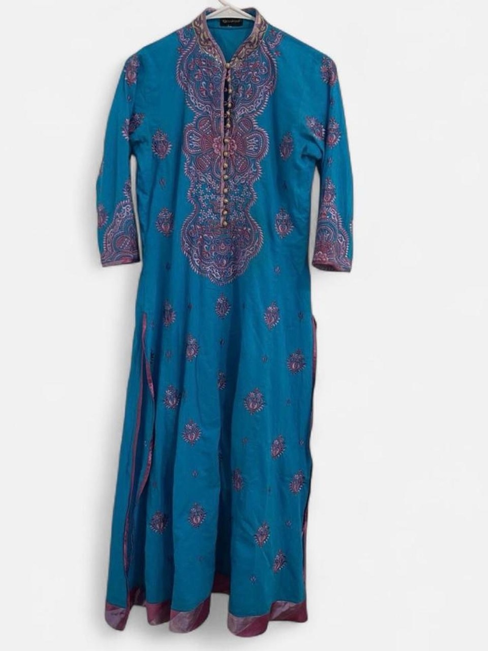 Nomi Ansari Kurta Blue & Purple Embroidered Women’s Dress with Gold Accents (M)
